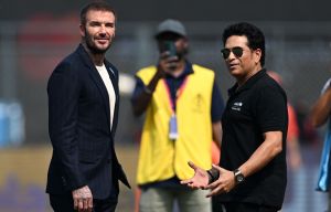 David Beckham joins Sachin Tendulkar for kickabout with India before CWC semi-final